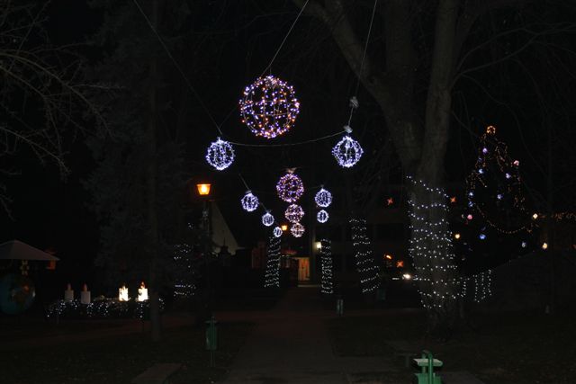 ADVENTSKI DUH U KRIŠKOM PARKU UZ BETLEHEMSKO SVJETLO MIRA