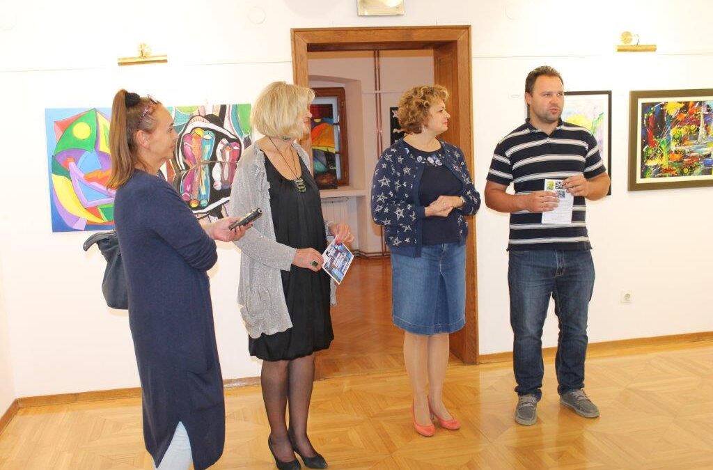 Pozitivnim vibracijama počelo obilježavanje Mjeseca hrvatske knjige