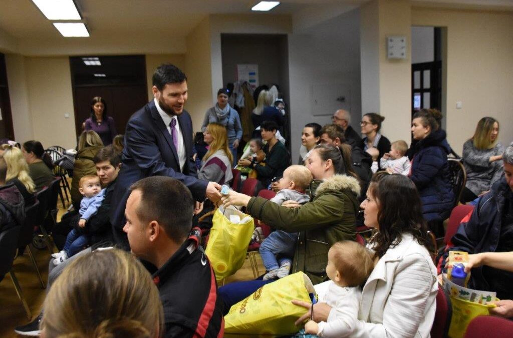 SVETI NIKOLA DARIVAO BEBE OPĆINE KRIŽ