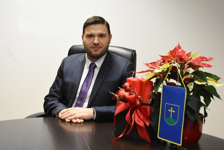 Božićna i novogodišnja čestitka Općinskog načelnika Općine Križ Marka Magdića
