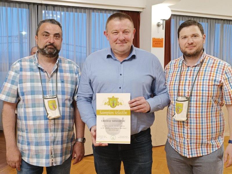 Održana 12. izložba vina Udruge Škaf