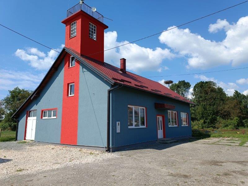 U POTPUNOSTI UREĐEN DRUŠTVENI I VATROGASNI DOM U JOHOVCU