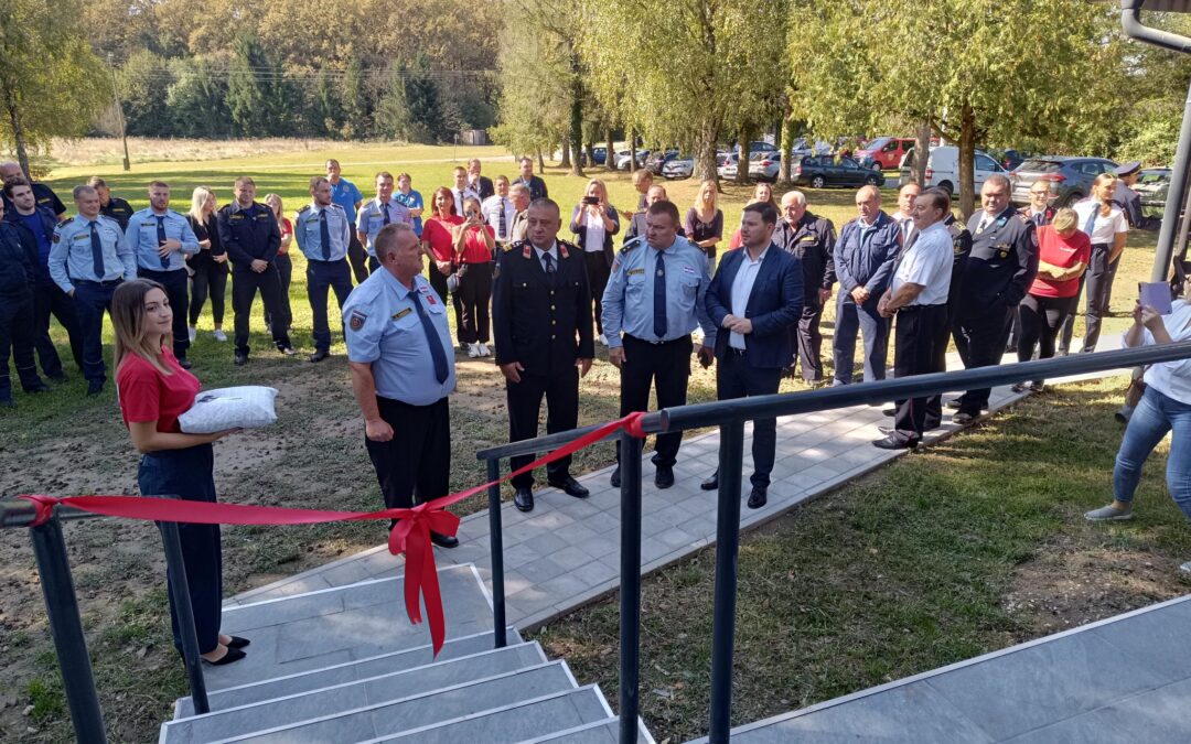 OTVORENJEM GALERIJE DVD-a RAZLJEV PROSLAVLJENA 70. OBLJETNICA TOG DOBROVOLJNOG VATROGASNOG DRUŠTVA