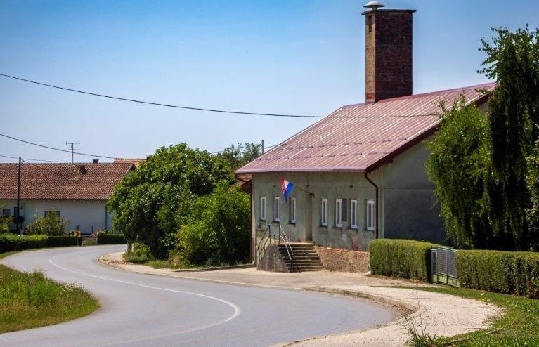 Započinju radovi na vanjskom uređenju Društvenog i vatrogasnog doma u Bunjanima