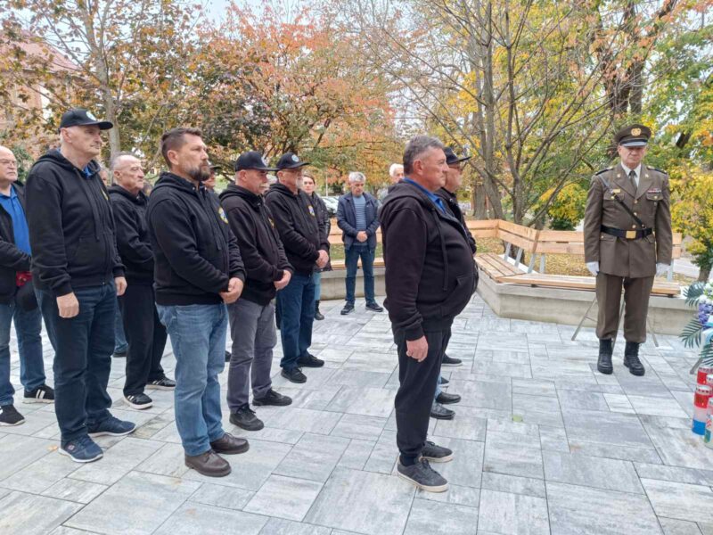 0-02-05-baee5230221f8be9ac62dc94565fd078b0206800830aaa0a84f284116e12ee3e_260a455c632d4092