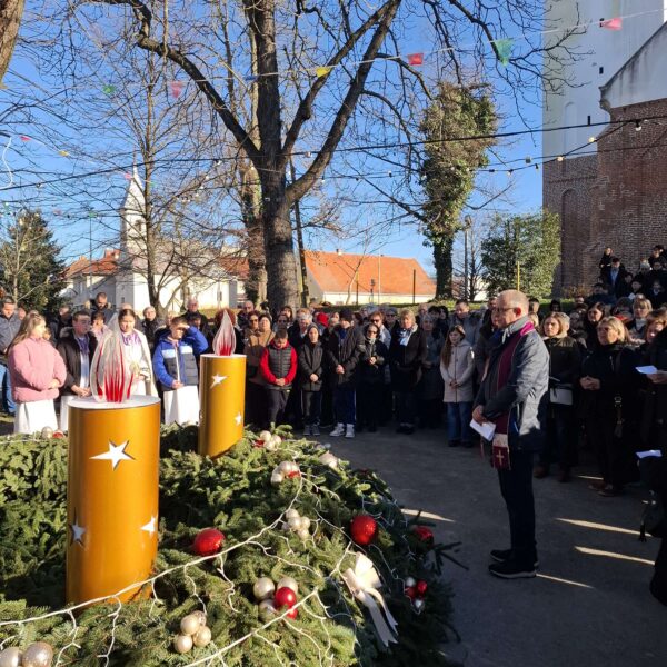 0-02-05-8118b4873772d6529efb0dfbb332657cb1d2ae22a66aec239ea66e1d51348b90_ee47a808a7b80b00