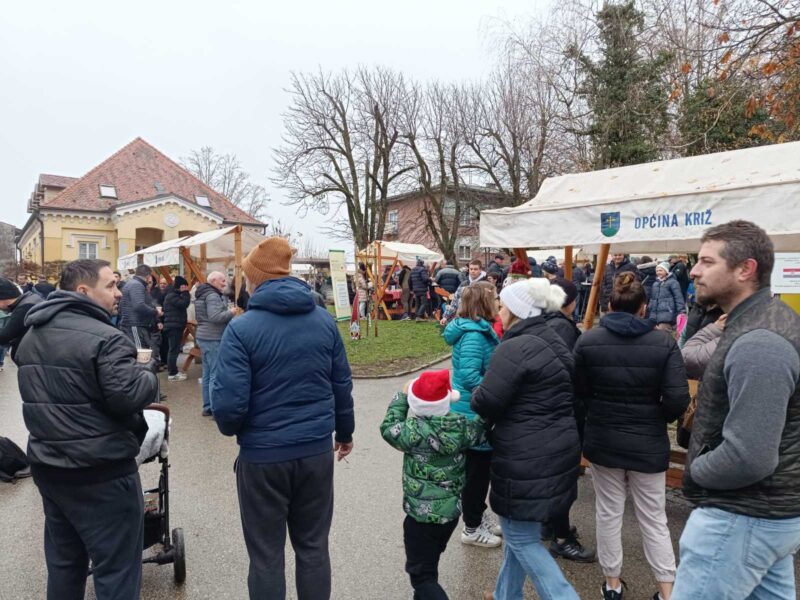 0-04-05-3786f4d111f27a58e142d28ebae1919faa95e871deed1270ee2321da4f79e86c_917f93d108d9617b