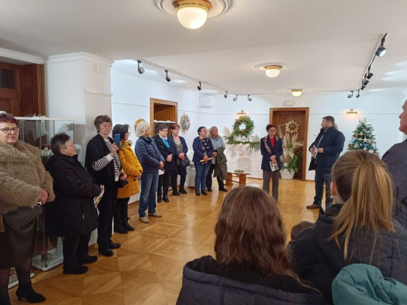 0-04-05-6214ecc066eb429762c09e151d0f8cc8da7add4c8ca638d071f1f2a5ea23c2ef_eec9791c2b0adf22