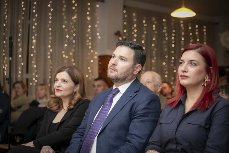 033_MT_Vezisce_111225