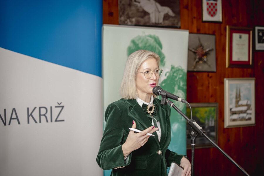 040_MT_Vezisce_111225