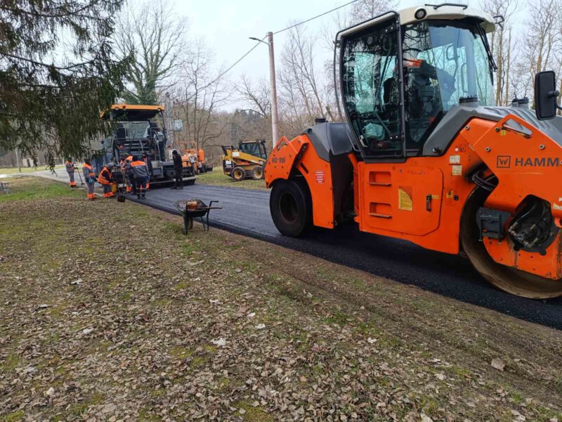 0-04-05-240faaae3dc4ef3ab18007f77c24aebed0bb20ef7377f3e0ab5f3aedd87f93b6_b406b857366d241e