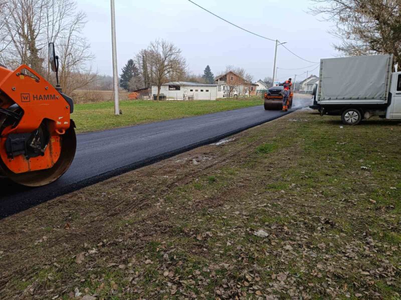 0-04-05-67477058e1f93aebf3b973c232970d754b1d9d2638f80b94d3d92200c729c2d4_f78d77d19be6ac8a