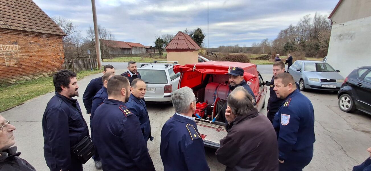 0-04-05-8133c0d2e6edf043c8adabe9bc41a80d4a884362d8863a7bb3152ae8f69e2de3_15229579ba25efd3