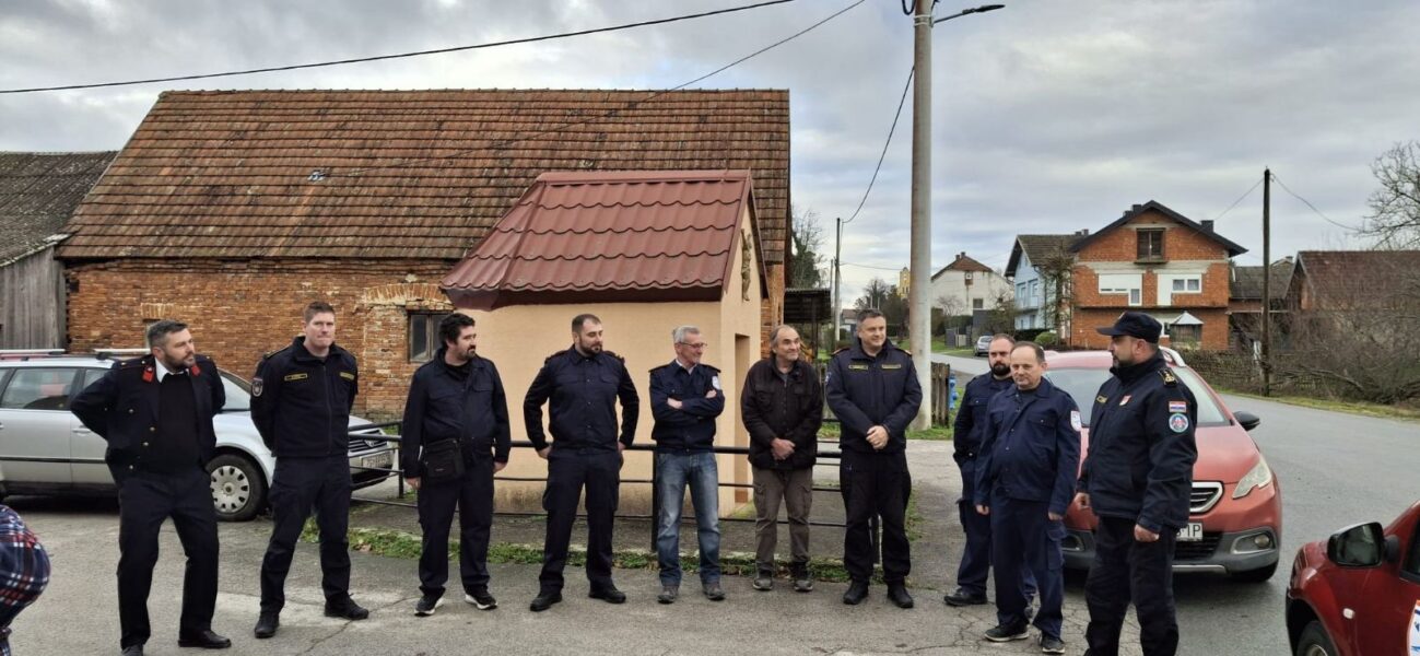 0-04-05-ca15380d0f179e4c75ef9c3913edaab1fbc5b56e0413dca5ddc6c6140c65c15e_b7fbc7f3902fa70c